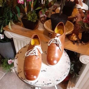 gd GRAVITY DEFYER Size 14 Lace Up No Seam Cap Toe